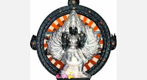 மங்காத செல்வம் தரும் சக்கரத்தாழ்வார் மந்திரம்!