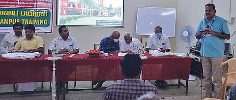 தொழில்நுட்ப வளர்ச்சியால் மண்ணில் அழியும் நுண்ணுயிரிகள் ‘நீரா’ கருத்தரங்கில் வேளாண் துறை அலுவலர் தகவல்