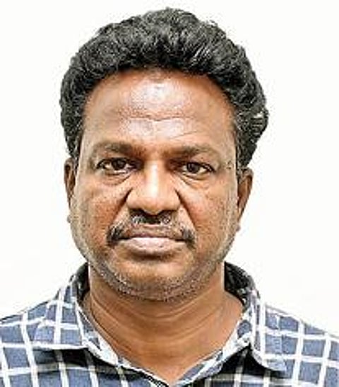 வெங்கடேசன்.