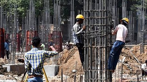 கட்டுமான நிறுவனங்கள் வீட்டின் விலையை குறைக்க வேண்டும்: பிரதமருக்கு சிமென்ட் உற்பத்தியாளர்கள் வலியுறுத்தல்