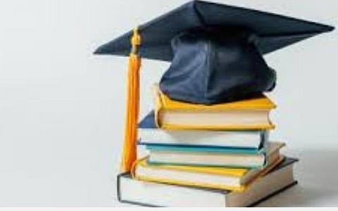 அரசு சட்டக் கல்லூரிகளில் கட்டமைப்பு வசதி ஏற்படுத்தப் பரிசீலிக்க வேண்டும்: தமிழக அரசுக்கு உயர் நீதிமன்றம் உத்தரவு