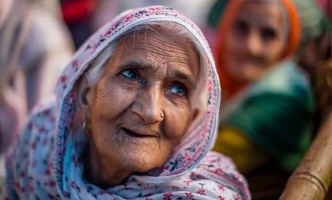 குடியுரிமை சட்டத்துக்கு எதிராக போராடிய மூதாட்டி பல்கீஸ் தாதிக்கு காயிதே மில்லத் விருது: டெல்லியில் நடந்த விழாவில் வழங்கப்பட்டது