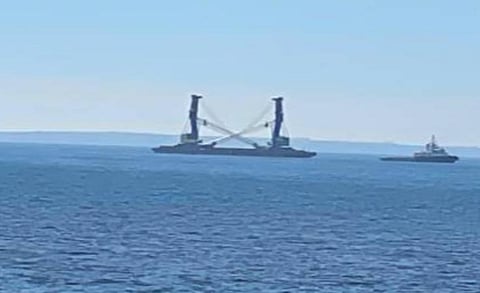 ஈரானின் சபஹர் துறைமுகத்திற்கு 2 நடமாடும் எடை தூக்கிகள்: இந்தியா வழங்கியது