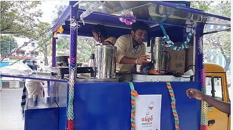 மாற்றுப் பாலினத்தவரின் 'மகிழம்' - சென்னையில் நடமாடும் தேநீர்க் கடை!