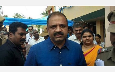 பேரறிவாளன் விடுதலை தொடர்பாக ஆளுநர் 7 நாட்களில் முடிவு எடுக்க வேண்டும்: உச்ச நீதிமன்றம் உத்தரவு