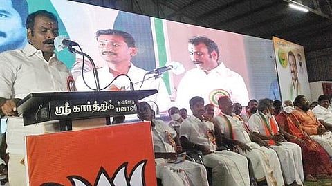 நாமக்கல்லில் நடைபெற்ற பாஜக கூட்டத்தில் கட்சியின் மாநிலத் தலைவர் எல்.முருகன் பேசினார்.