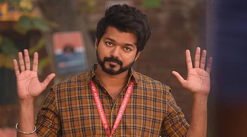 திட்டமிட்டதற்கு முன்பே வெளியீடு; திரையரங்க உரிமையாளர்கள் அதிருப்தி - சர்ச்சையாகும் 'மாஸ்டர்' ஓடிடி ரிலீஸ்