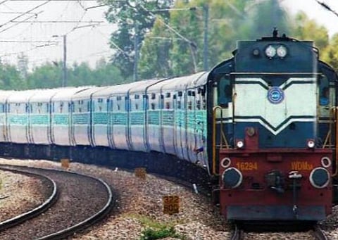 மத்திய பட்ஜெட் 2021: தேசிய ரயில் திட்டம் 2030 அறிவிப்பு