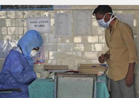 கரோனா மொத்த பாதிப்பில் கேரளா, மகாராஷ்டிராவில் 70 சதவீதம்: ஆய்வு செய்ய மத்தியக்குழு பயணம்