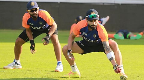 சென்னை சேப்பாக்கம் மைதானத்தில் பயிற்சியில் கேப்டன் விராட் கோலி : படம் உதவி | ட்விட்டர்.