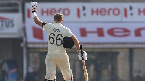 100-வது டெஸ்ட் போட்டியில் சதம் அடித்து அசத்திய ஜோ ரூட்: படம் உதவி | ட்விட்டர்.