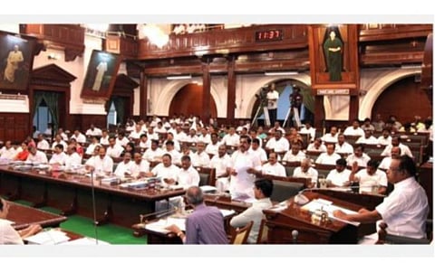 விழுப்புரத்தில் ஜெயலலிதா பெயரில் பல்கலைக்கழகம்: சட்டப்பேரவையில் 8 மசோதாக்கள் நிறைவேற்றம்