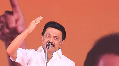 தேர்தல் பரப்புரை நிகழ்ச்சியில் பேசும் ஸ்டாலின்.