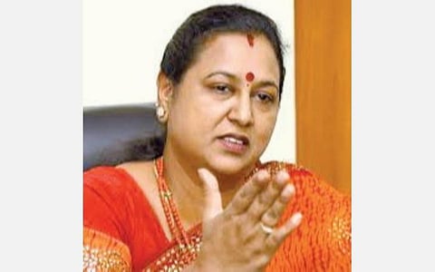 கூட்டணி பேச்சுவார்த்தையில் தொடரும் இழுபறி: தனித்து போட்டியிடவும் தயாராக இருக்க பிரேமலதா உத்தரவு