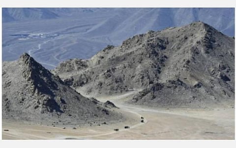 லடாக்கில் பாங்காங் ஏரி தெற்கு கரையில் இந்தியா - சீனா ராணுவம் படைக்குறைப்பு தொடங்கியது