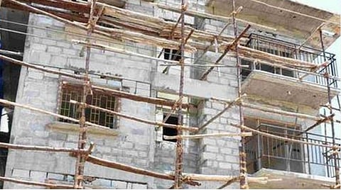 2 மாதங்களில் இரும்பு 40%, சிமென்ட் 30% விலை உயர்வு: கட்டுநர் சங்கம் நாடு முழுவதும் நாளை ஆர்ப்பாட்டம்