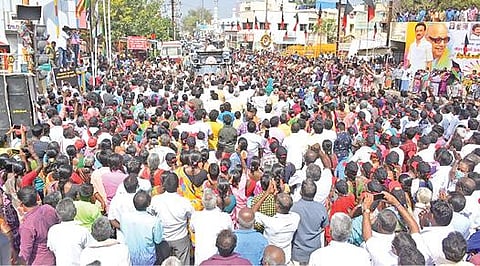 ராசிபுரத்தில் நடைபெற்ற தேர்தல் பிரச்சாரத்தில் திமுக எம்பி கனிமொழி பேசினார்.