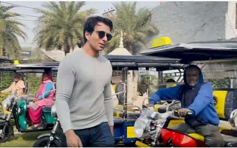 நலிவடைந்த மக்களுக்கு இலவச இ-ரிக்ஷாக்கள்: நாடு முழுவதும் செயல்படுத்த சோனு சூட் திட்டம்