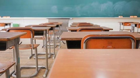 பள்ளி கல்லூரிகள் திறப்பு: கரோனா கண்காணிப்பு வலுவாக இருக்கட்டும்!