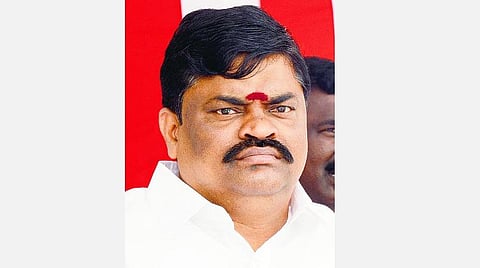 ஹாட் லீக்ஸ்: கேடிஆர் நடத்திய யாகம் சசிகலாவுக்காகவா?