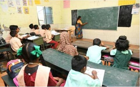 வேலைவாய்ப்பு தகவல்கள்: முதுநிலை பட்டதாரி ஆசிரியர் தேர்வு