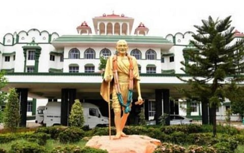 கலைமாமணி விருதுக்கு தேர்வுக் குழு அமைக்கக் கோரி வழக்கு: தமிழக அரசுக்கு நோட்டீஸ்