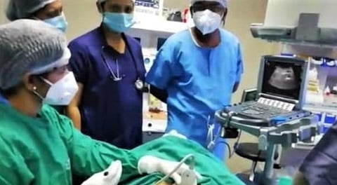 கோவை அரசு மருத்துவமனையில் முதல் முறை; கணைய அழற்சியால் அவதிப்பட்ட பெண்ணுக்கு ஊசி மூலம் வலி நீக்க சிகிச்சை