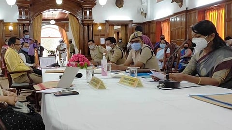 மூன்று மாநில ஆட்சியர்கள், எஸ்பிக்கள் ஆலோசனை