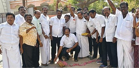 எஸ்.பி.சண்முகநாதன்