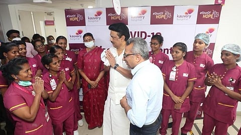 மருத்துவப் பணியாளர்களுக்கு நன்றி தெரிவிக்கும் ஸ்டாலின்.