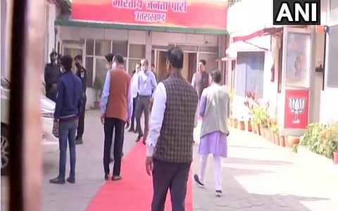 உத்தரகாண்டின் அடுத்த முதல்வர் யார்?- பாஜக எம்எல்ஏக்கள் முக்கிய ஆலோசனை