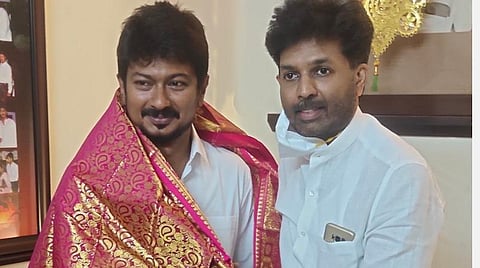 தேர்தலில் முதல்முறையாகக் களமிறங்கும் ‘பேரன்கள்’