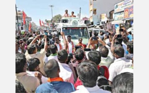 வாக்களிக்க பணம் அளிக்கும் போது தான் ஊழல், லஞ்சத்துக்கான விதை ஊன்றப்படுகிறது: கிருஷ்ணகிரி தேர்தல் பிரச்சாரத்தில் சீமான் பேச்சு