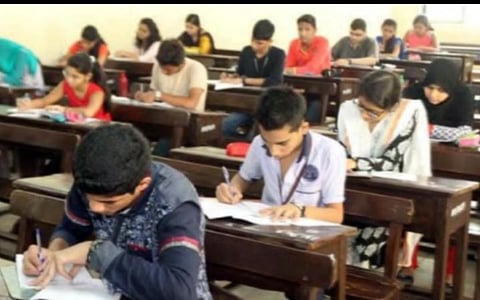 ஆக.1-ம் தேதி நீட் தேர்வு: நீண்ட காத்திருப்புக்குப் பின் மத்திய அரசு அறிவிப்பு