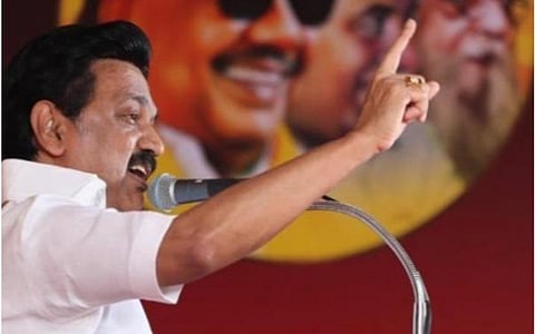 அரசுப் பள்ளி, கல்லூரி மாணவர்களுக்கு 'டேப்'; அனைத்துப் பள்ளிகளிலும் 8-ம் வகுப்பு வரை தமிழ் கட்டாயம்: திமுக தேர்தல் அறிக்கை