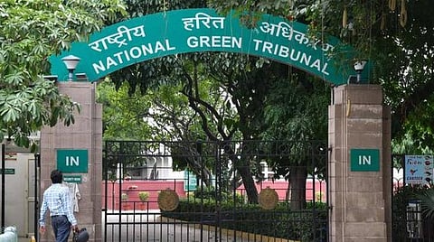 இணையவழி புகை மாசு கண்காணிப்பு திட்டத்தை செயல்படுத்தாத தொழிற்சாலைகள் மீது மத்திய, மாநில அரசுகள் எடுத்த நடவடிக்கை என்ன? - ஏப்.9-ம் தேதிக்குள் பதிலளிக்க பசுமை தீர்ப்பாயம் உத்தரவு