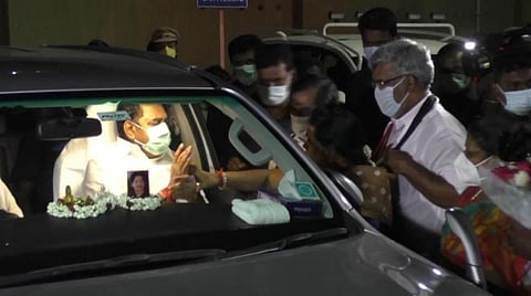 முதல்வரிடம் அழுத பரமேஸ்வரி முருகன்.