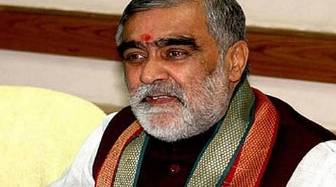 கரோனா பற்றி தவறான பிரச்சாரம்; சுகாதார பணியாளர் சந்தித்த பிரச்சினைகள்: மத்திய அமைச்சர் விளக்கம்