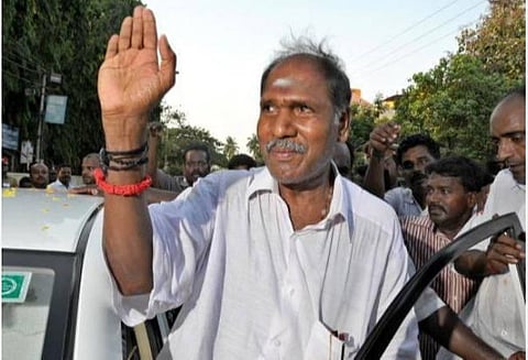 எதிரணிக்கு செல்வதை தடுக்க வேட்பாளரை அறிவிக்காத ரங்கசாமி: பார்முலாவை காப்பியடிக்கும் புதுவை அரசியல் கட்சிகள்