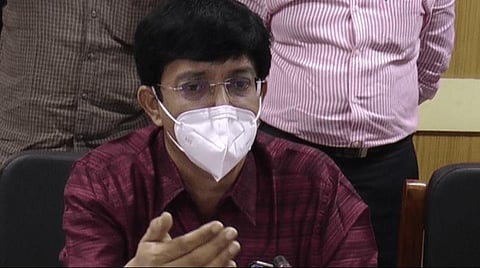 7 மாவட்டங்களில் சவாலாக உள்ள கரோனா தொற்று; தடுப்பூசி முக்கியமான ஆயுதம்- ராதாகிருஷ்ணன் பேட்டி