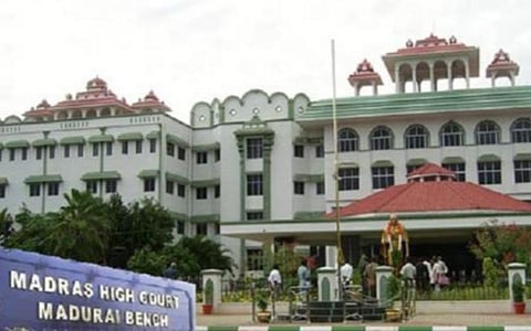 பரோல் விடுமுறையை உரிமையாக கோர முடியாது: ரவிச்சந்திரன் வழக்கில் சிறைத்துறை பதில்