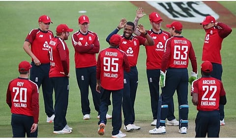 இங்கிலாந்து அணி : படம் உதவி | ட்விட்டர்.