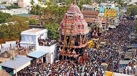 ஆன்மிகத் தலத்தில் அனல் பறக்கும் போட்டி: திருச்செந்தூரில் திமுகவுடன் முட்டி மோதும் அதிமுக - அனிதாவின் வெற்றி தொடருமா?, தட்டிப்பறிக்கப்படுமா?