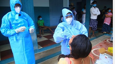 தஞ்சாவூரில் மேலும் 17 மாணவர்களுக்கு கரோனா: 6 ஆயிரம் பேருக்குப் பரிசோதனை