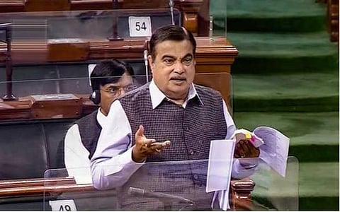 விவசாயிகள் போராட்டத்தால் தேசிய நெடுஞ்சாலைத்துறையில் ரூ.814 கோடி இழப்பு: மக்களவையில் நிதின் கட்கரி தகவல்