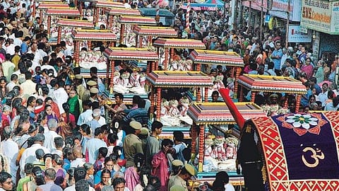 மயிலையில் அறுபத்து மூவர் விழா! அன்னதானம்; நீர் மோர்; இனிப்புகள் தானம்!