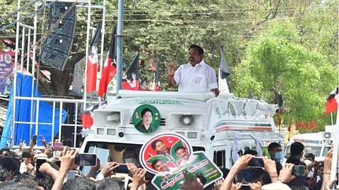 திண்டுக்கல் மாவட்டம் வேடசந்தூரில் நடந்த தேர்தல் பிரச்சார கூட்டத்தில் பேசிய முதல்வர் பழனிசாமி.