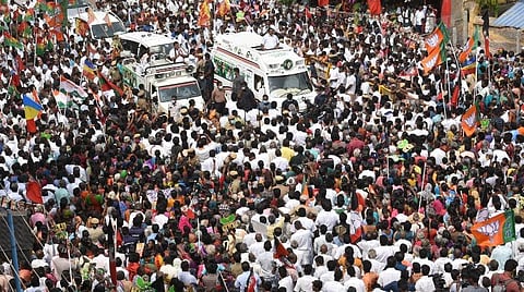 ஸ்டாலினிடம் சரக்கு இல்லை; ஒன்றுமே தெரியாத தலைவராக உலா வருகிறார்: முதல்வர் பழனிசாமி விமர்சனம்