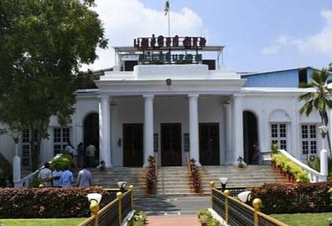 புதுச்சேரி தேர்தலில் போட்டியிடும் வேட்பாளர்களில் 74 பேர் கோடீஸ்வரர்கள்: அதிக சொத்துள்ள 3 வேட்பாளர்கள் விவரம்