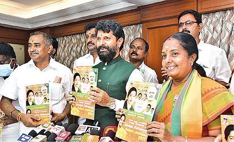 தமிழகம் முன்னேற மோடி - பழனிசாமி என்ற இரட்டை இன்ஜின் தேவை: பாஜக தமிழகப் பொறுப்பாளர் சி.டி.ரவி கருத்து